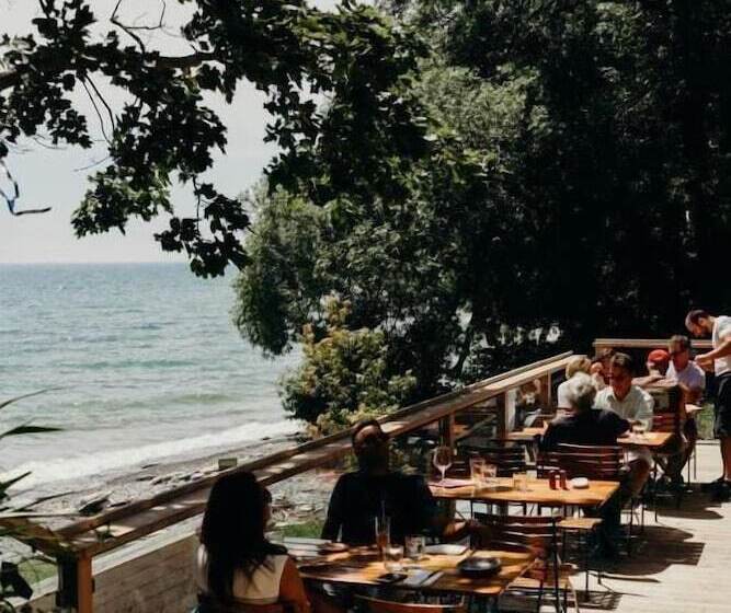 호스텔 Drake Devonshire And Motor Inn