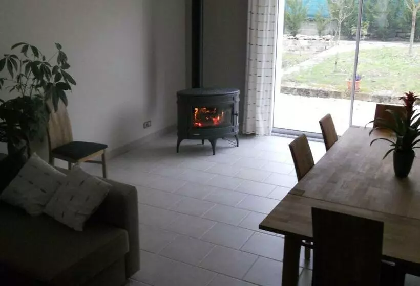 Aamiaismajoitus (B&B) Au Saint Amand