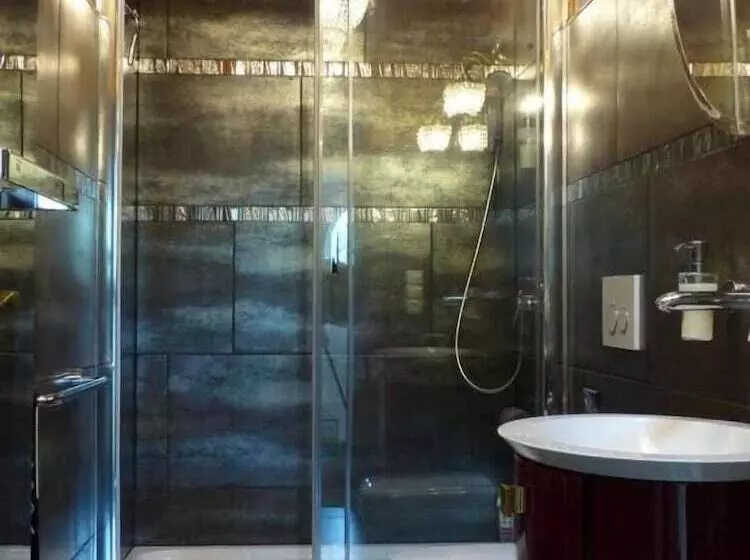 Aamiaismajoitus (B&B) Chateau Du Mesnil