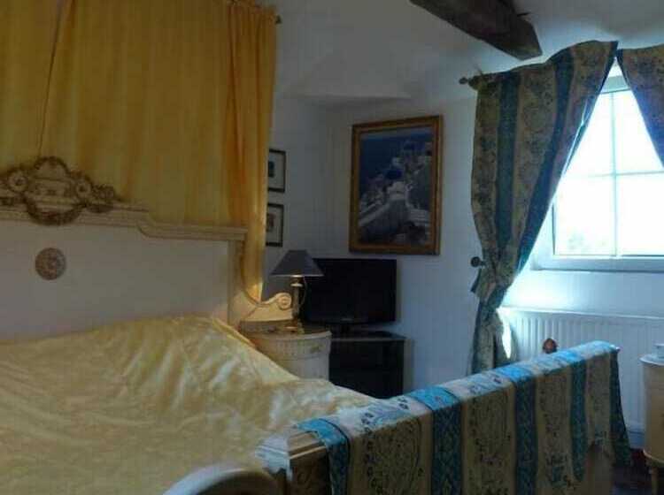 Bed and Breakfast Chateau Du Mesnil