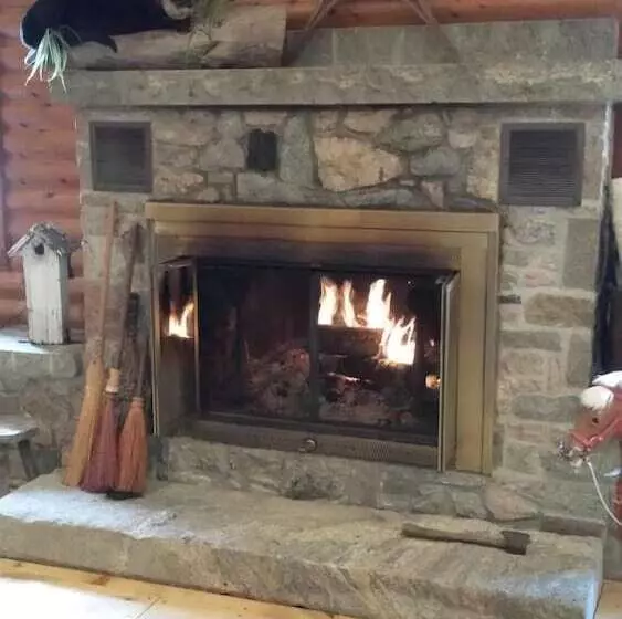 Aamiaismajoitus (B&B) Deer Mountain Lodge & Wilderness Resort