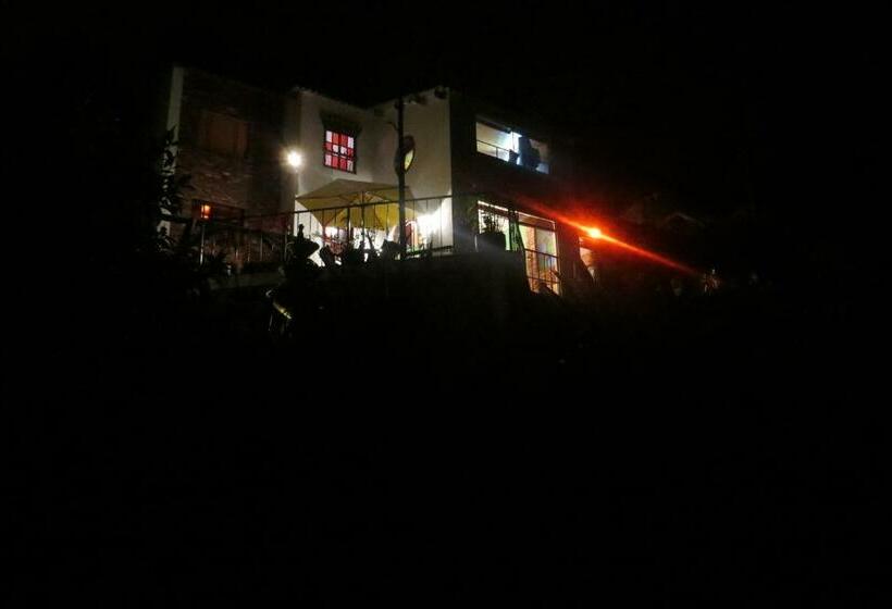 مبيت وإفطار El Pedregal Sopó