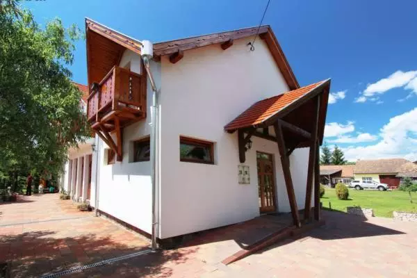 Aamiaismajoitus (B&B) Felső Fogadó