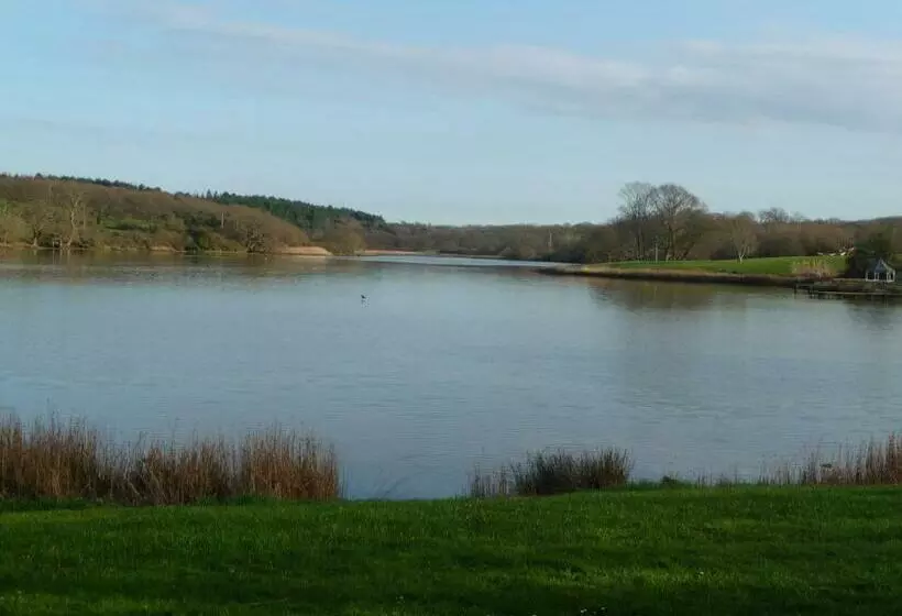 Aamiaismajoitus (B&B) Ivy Hall