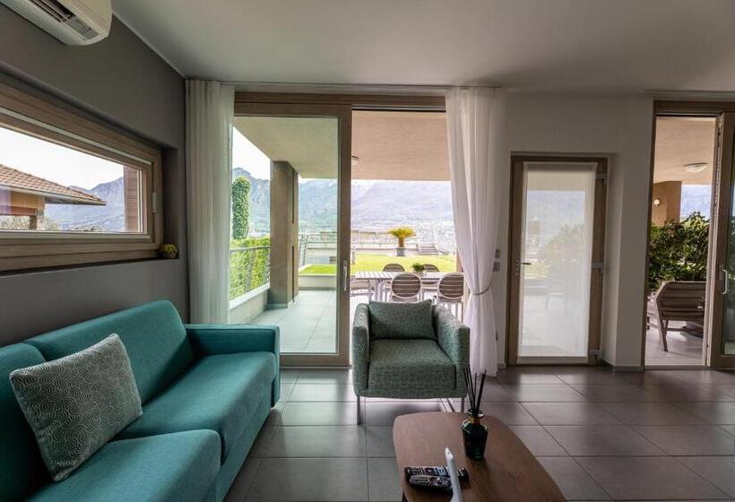 Bellagio Village  4 Apartments By The Lake   Seasonal Warm Pool And Sauna