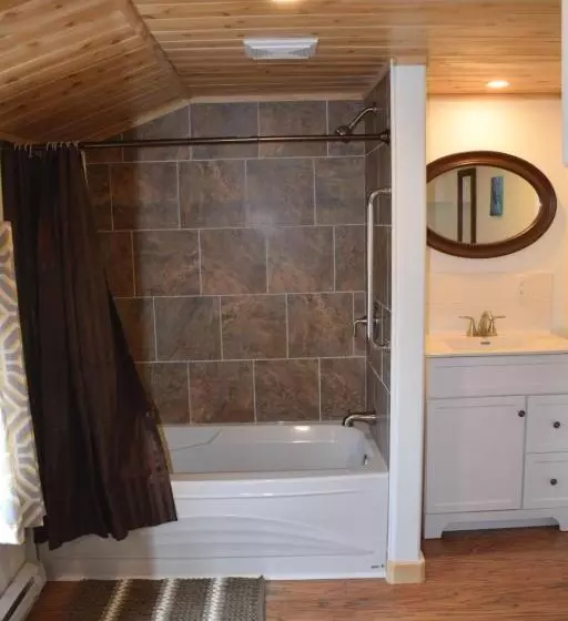 Bird Island B&b Bed And Bubble