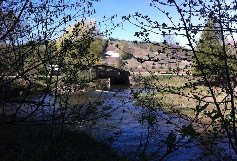 Foxingham Farm Bed & Breakfast