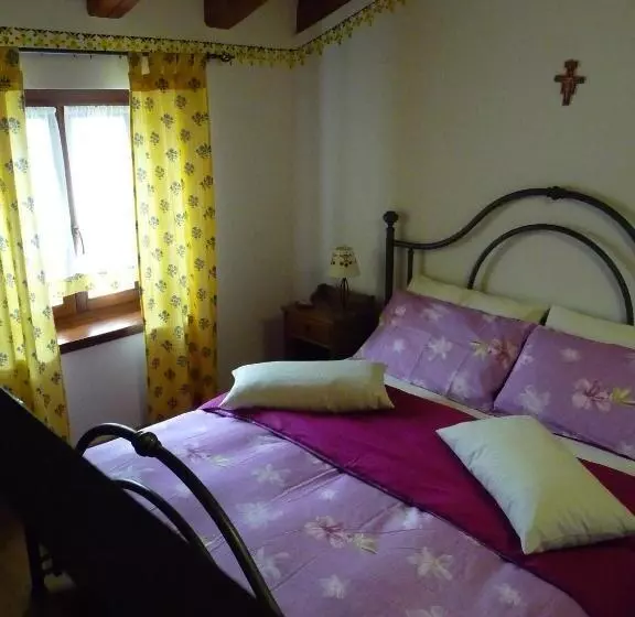 هتل Agriturismo Borgovecchio