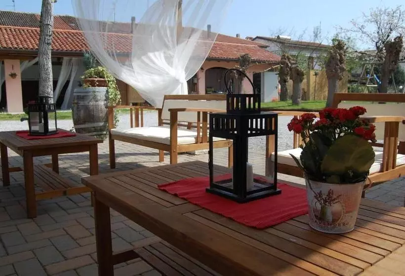 هتل Agriturismo Borgovecchio