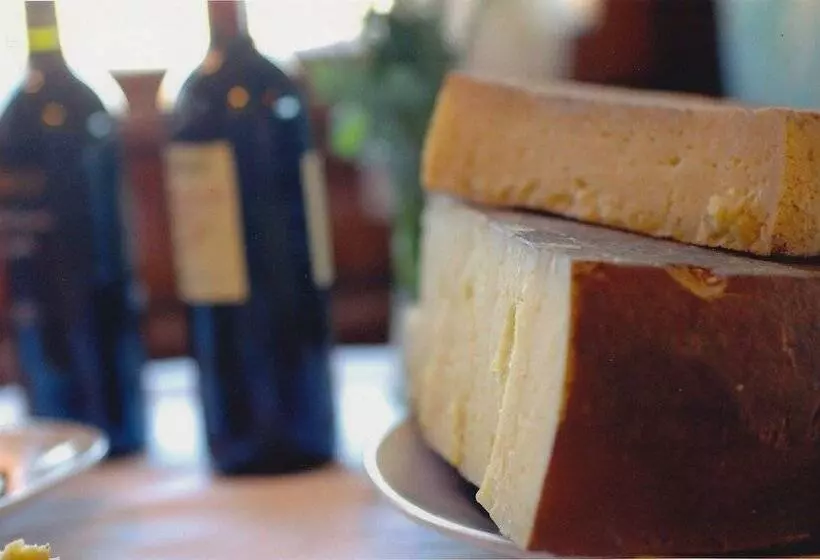 ホテル Albergo Ristorante Pineta