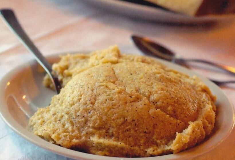 ホテル Albergo Ristorante Pineta