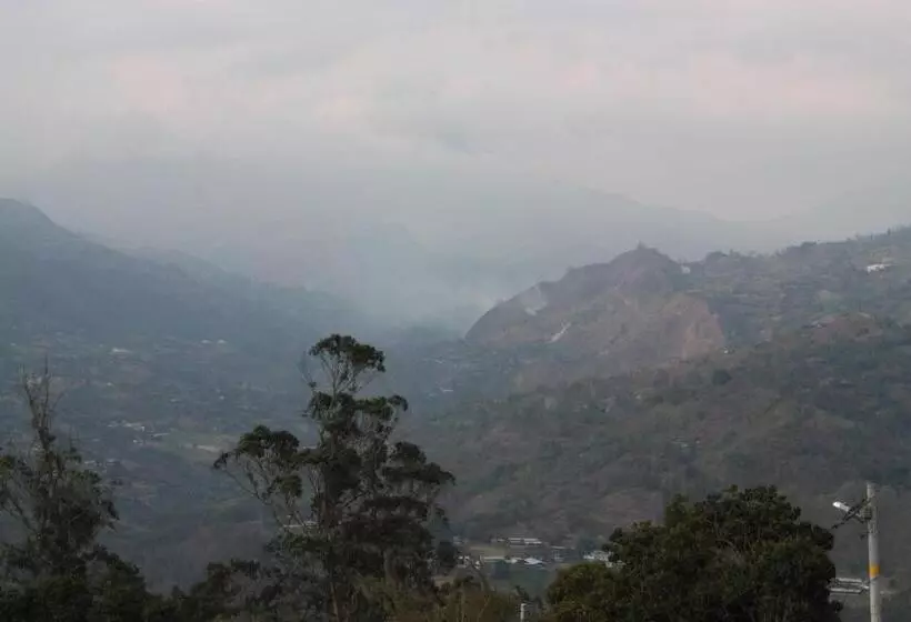 ホテル El Parque Hr