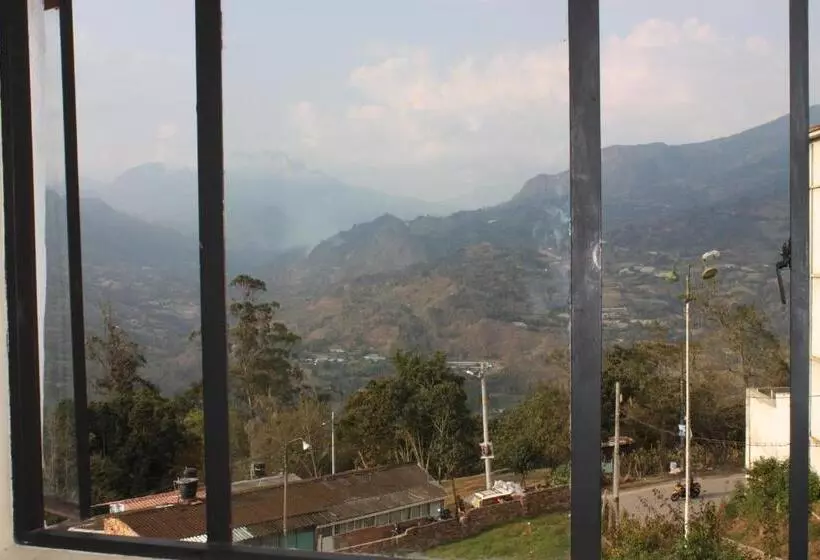 ホテル El Parque Hr