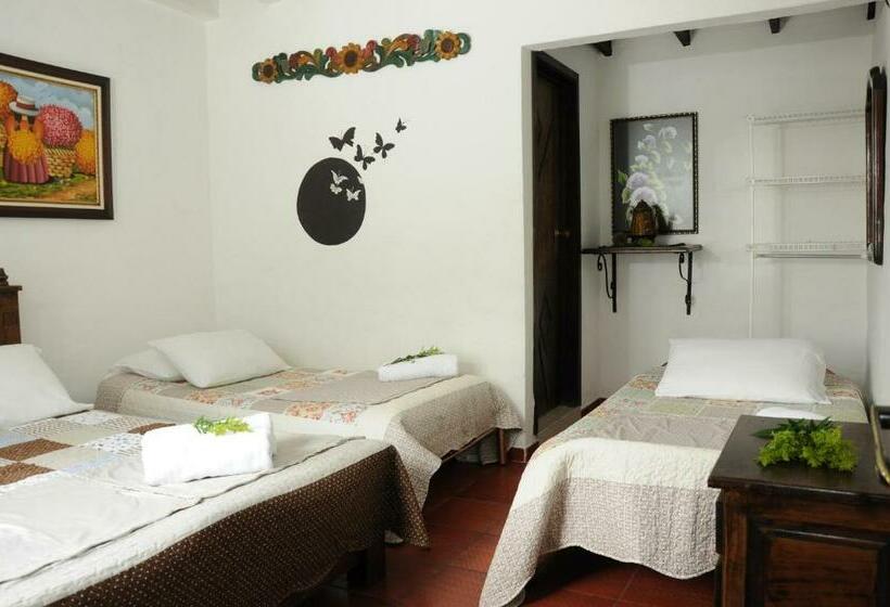 Hotel Hospedaje La Casona