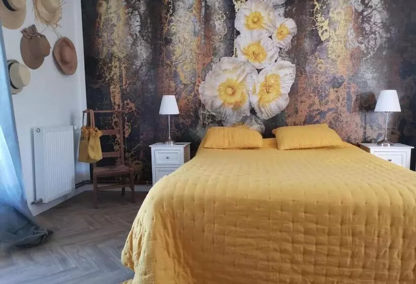 ホテル La Bastide Des Muriers