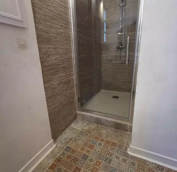 ホテル La Bastide Des Muriers