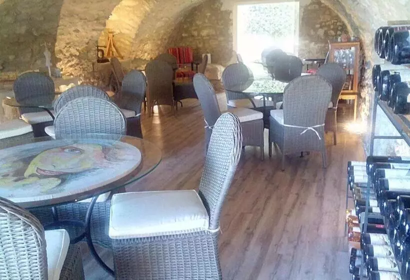 ホテル La Bastide Des Muriers