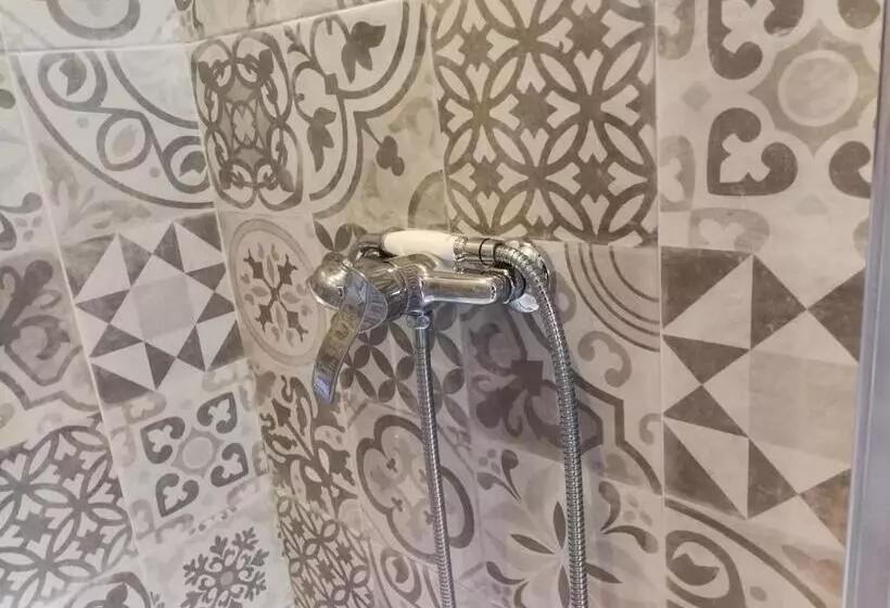 ホテル La Bastide Des Muriers