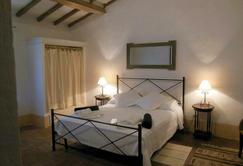 فندق La Fontaiola