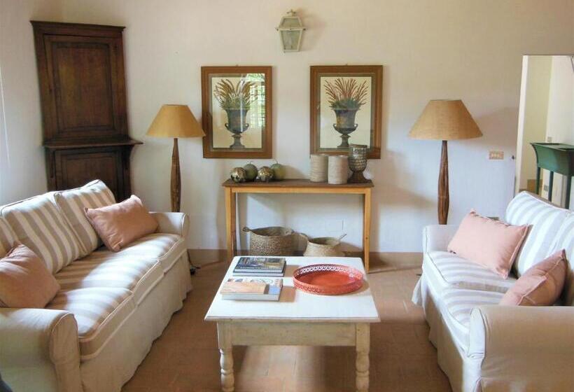 فندق La Fontaiola