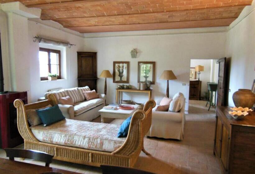 فندق La Fontaiola