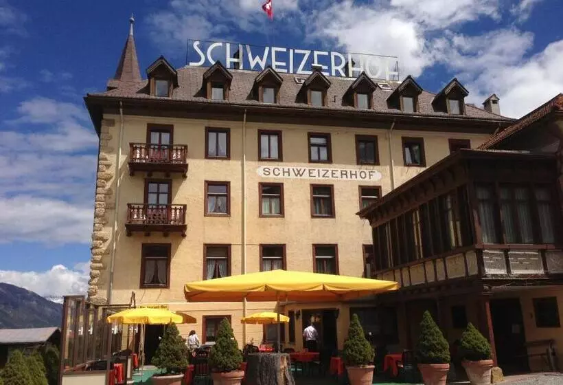 Hotelli Schweizerhof Sta Maria