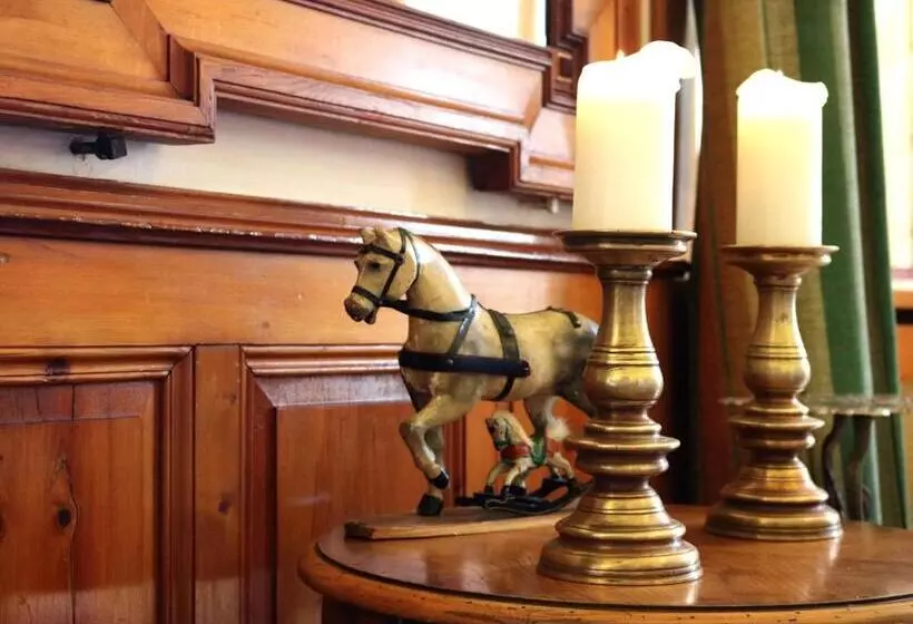 Hotelli Schweizerhof Sta Maria