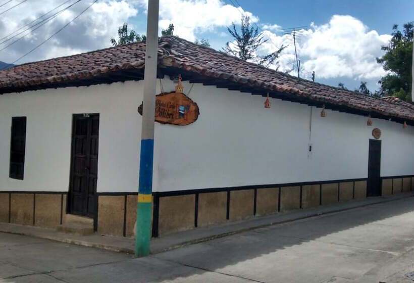 פנסיון Casa Del Colibri