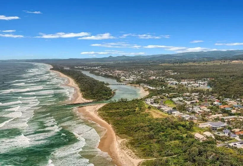 Pottsville Beach Motel