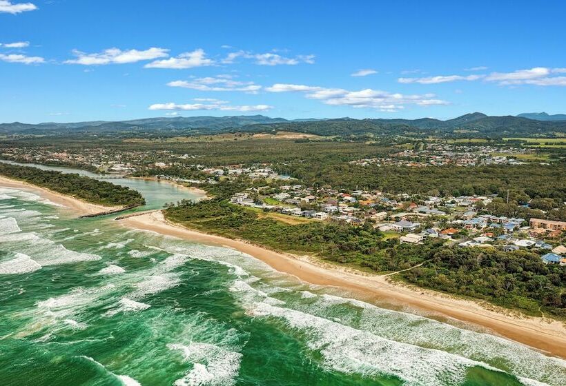 Pottsville Beach Motel