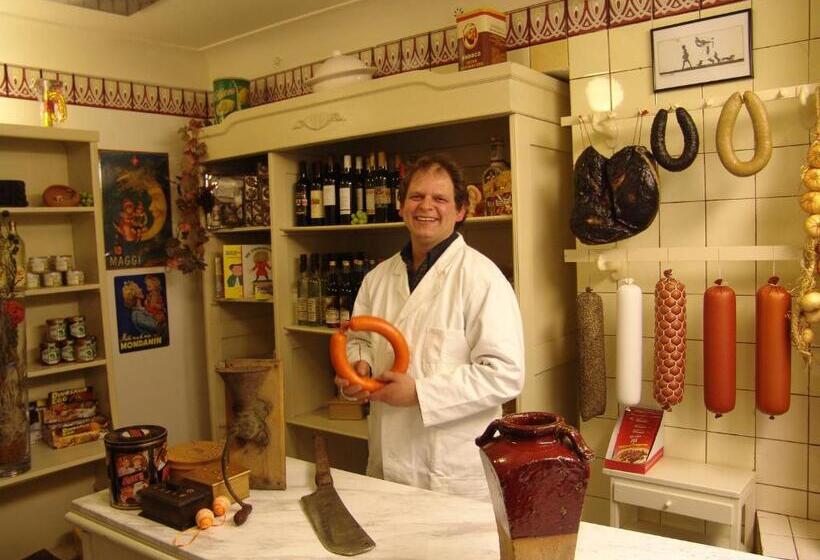 Hospedaria Gasthaus Metzgerei Pension Maßem