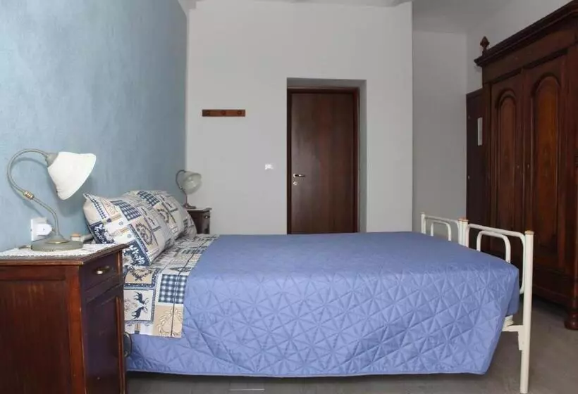 Aamiaismajoitus (B&B) Ca D Pinin