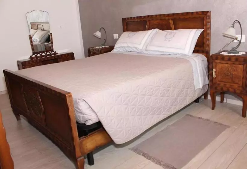 Aamiaismajoitus (B&B) Ca D Pinin