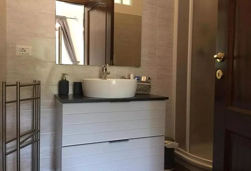 Aamiaismajoitus (B&B) Casale Del Borgo