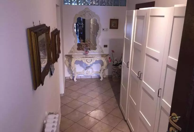 Aamiaismajoitus (B&B) Casale Del Borgo