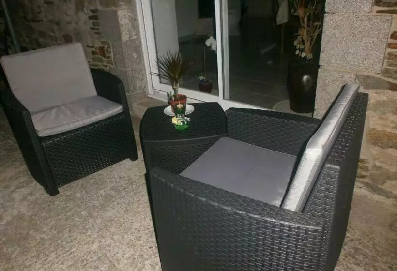 Aamiaismajoitus (B&B) Chambre D Hôtes La Haie