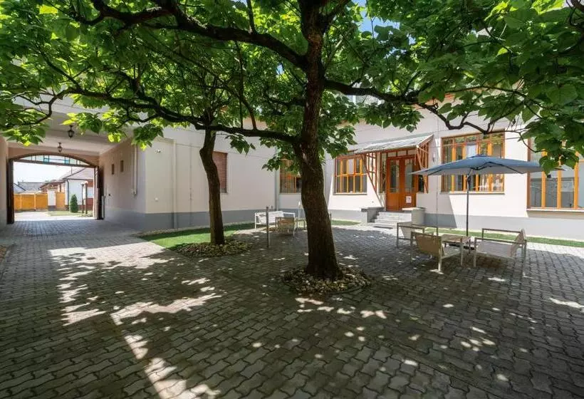 ベッドアンドブレックファースト Katarina Birtok