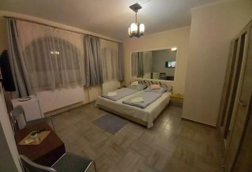 Aamiaismajoitus (B&B) Kisdiófa Panzió és Vendéglő