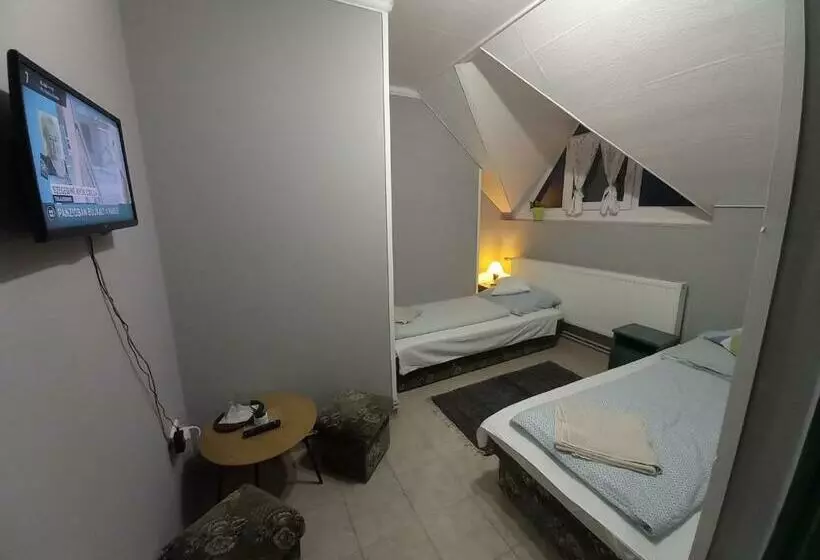 Aamiaismajoitus (B&B) Kisdiófa Panzió és Vendéglő