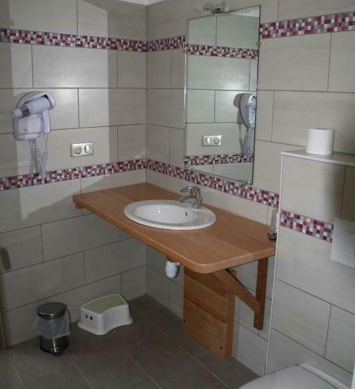 住宿加早餐  La Petite Auberge De Niaux