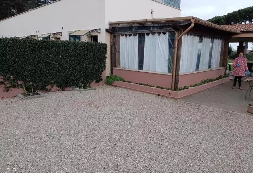 Aamiaismajoitus (B&B) La Tenuta Del Passero