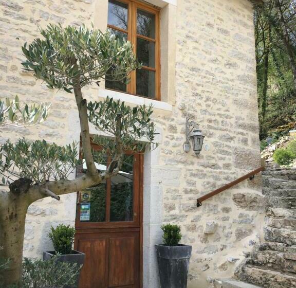 住宿加早餐  Les Allumettes D'ecorsaint