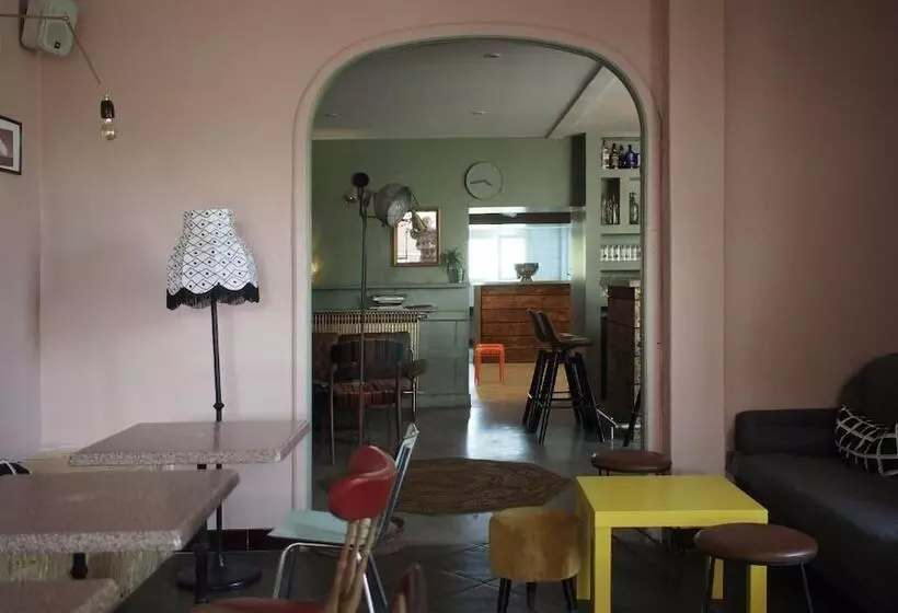 Aamiaismajoitus (B&B) Les Chambres De Lily