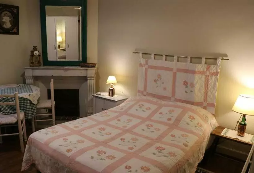 ベッドアンドブレックファースト Les Gouleries