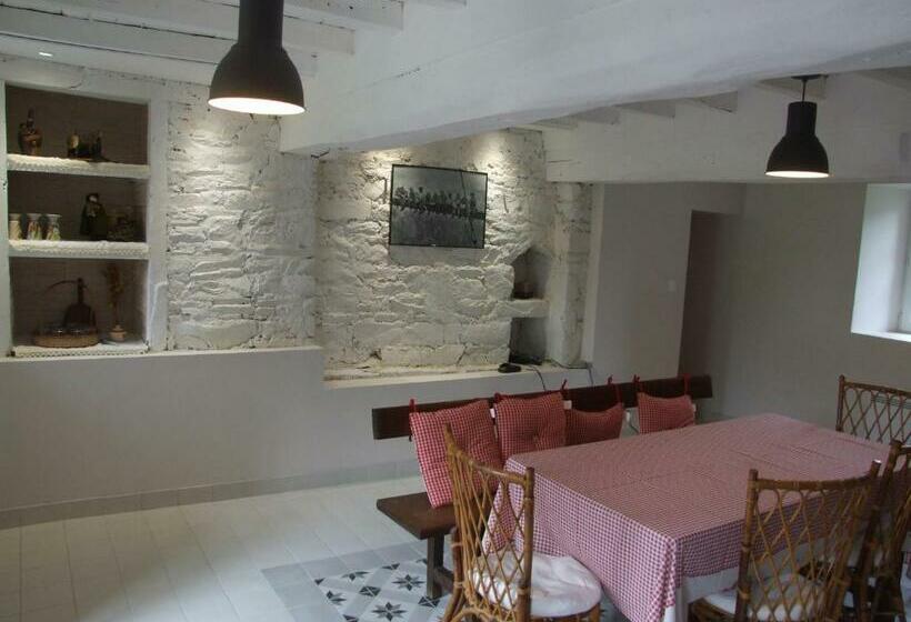 ベッドアンドブレックファースト Les Gouleries