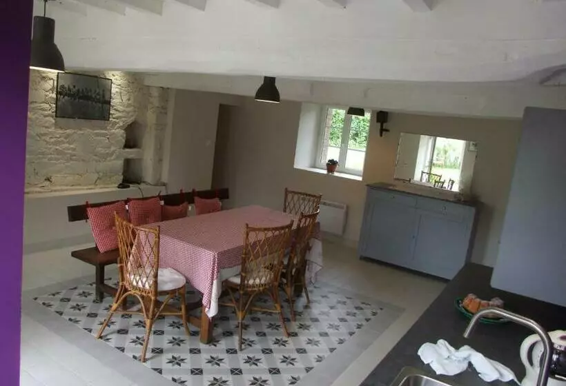 ベッドアンドブレックファースト Les Gouleries