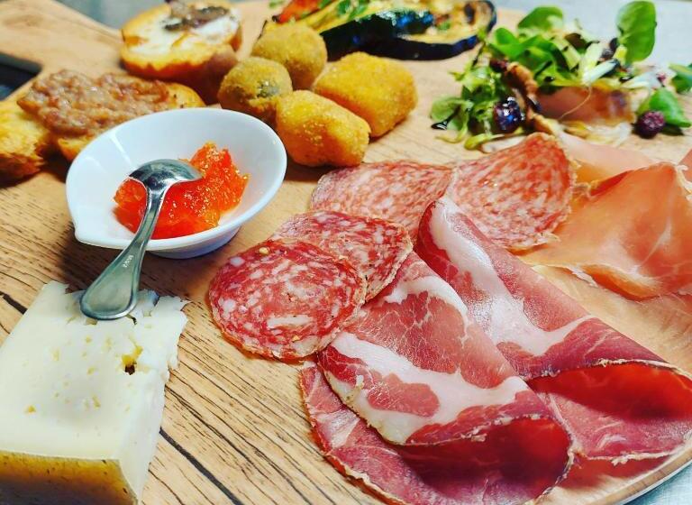 ホテル Agriturismo Montorso