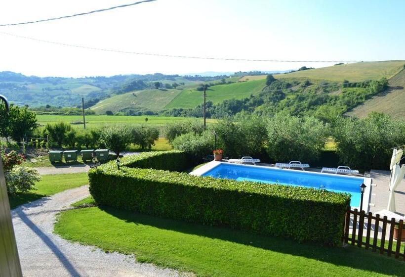 ホテル Agriturismo Montorso