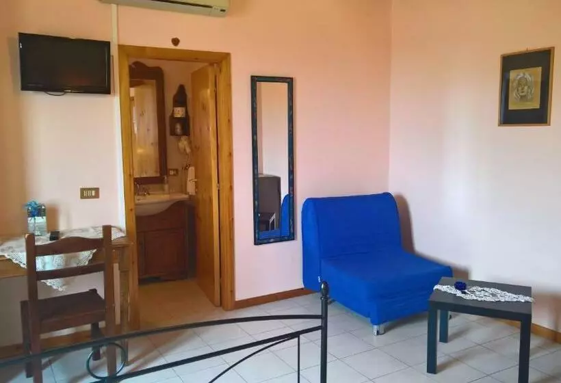 ホテル Azienda Agrituristica Piccolo Ranch