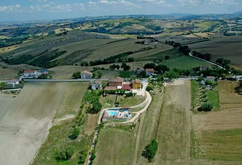 ホテル Azienda Agrituristica Piccolo Ranch